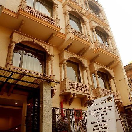 Hotel Rivera Palace Waranasi Zewnętrze zdjęcie
