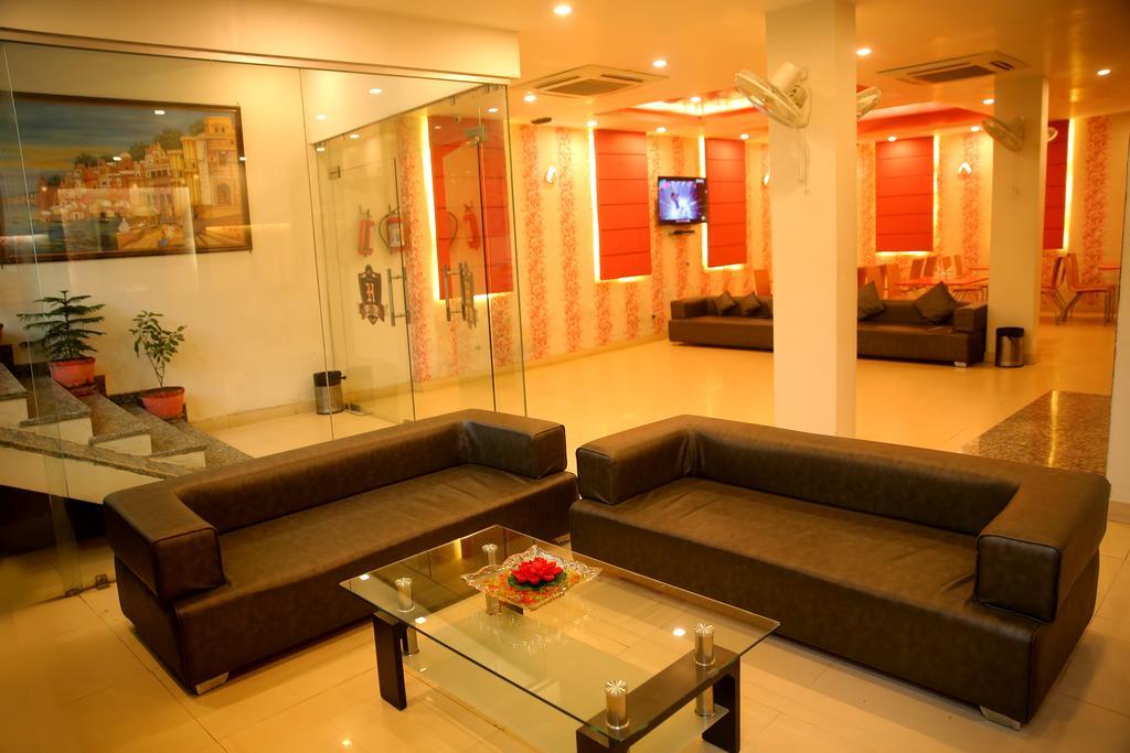 Hotel Rivera Palace Waranasi Zewnętrze zdjęcie