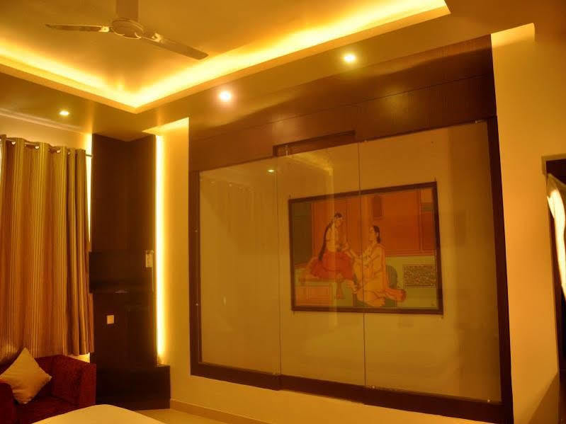 Hotel Rivera Palace Waranasi Zewnętrze zdjęcie
